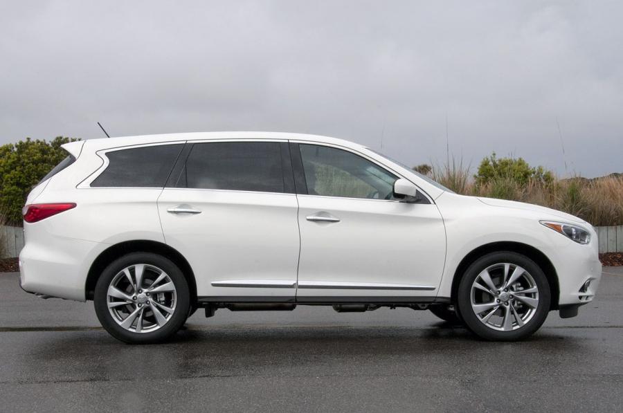  Infiniti JX35 2013 года  (фото 33 из 95)